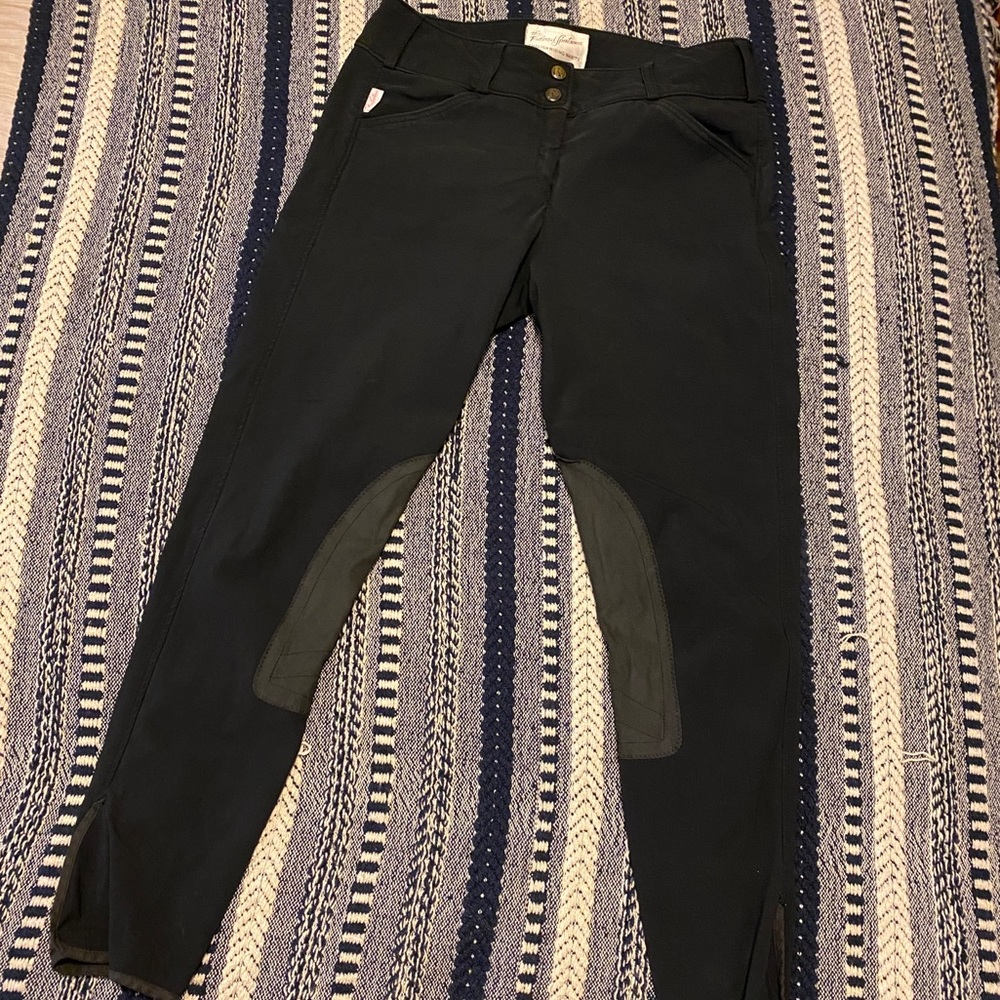 Tailored Sportsman Trophy Hunters
